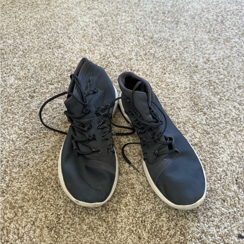 Under Armour high-top tennis shoes